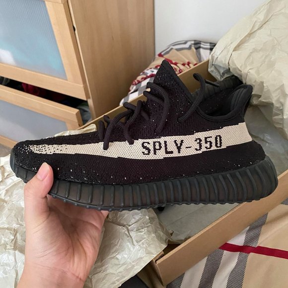 Adidas Yeezy boost 350 Oreo - Picture 8 of 8